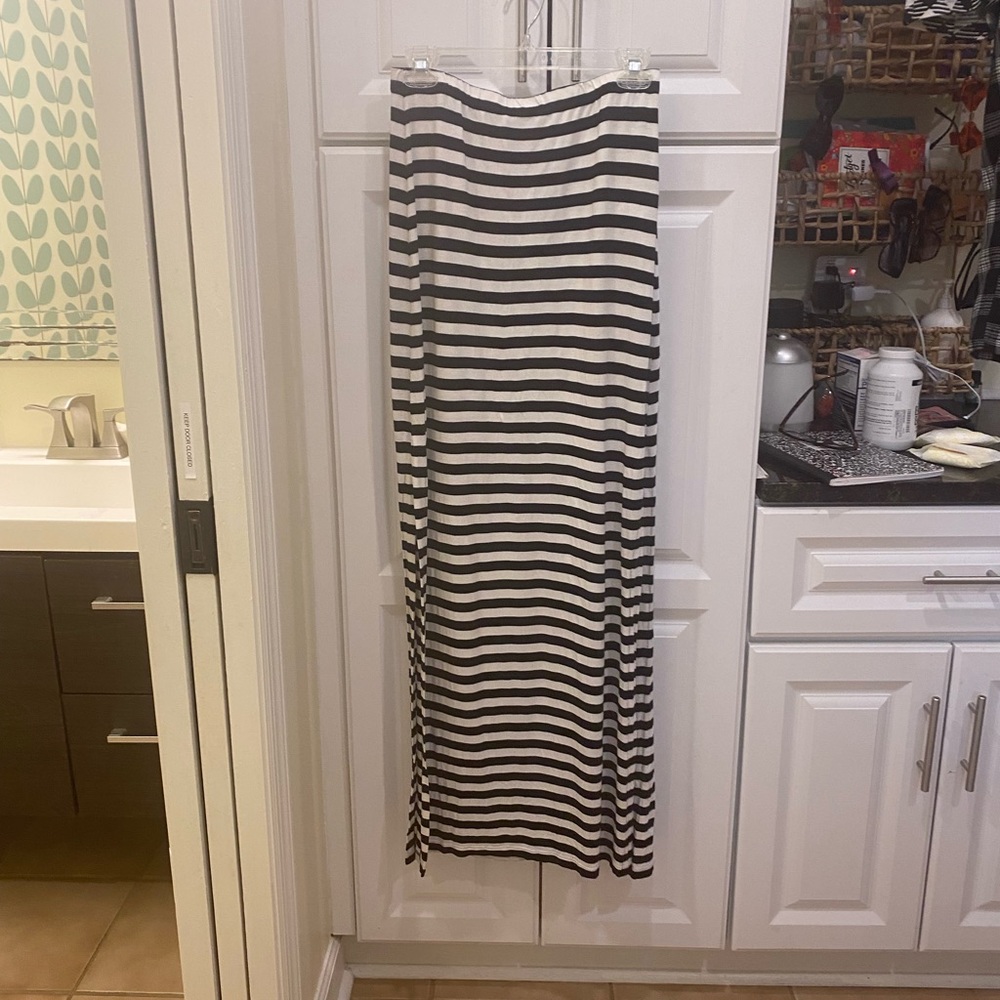 Micheal Kors Long Strip Skirt